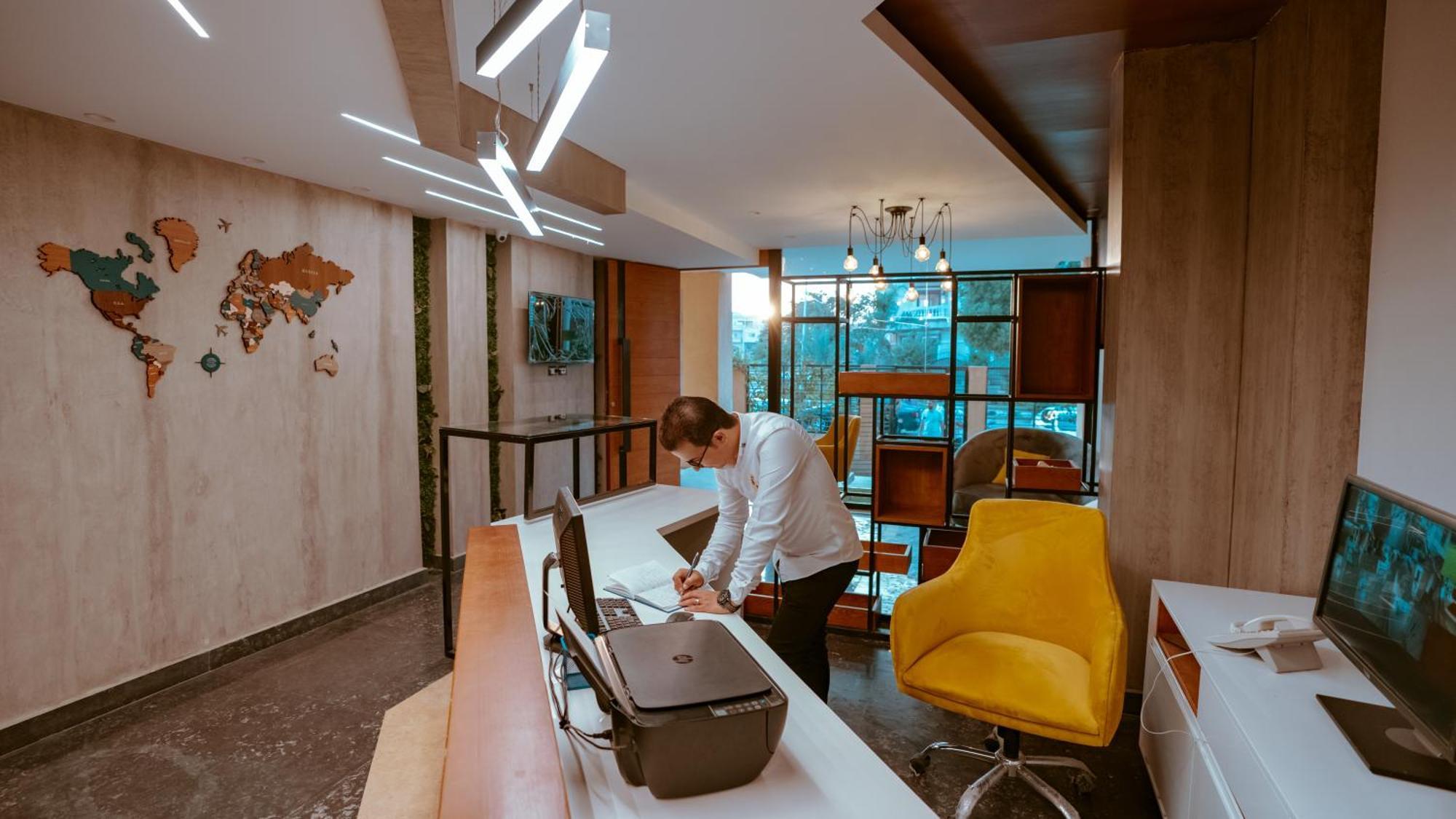 Travelholic New Cairo Residence Eksteriør billede
